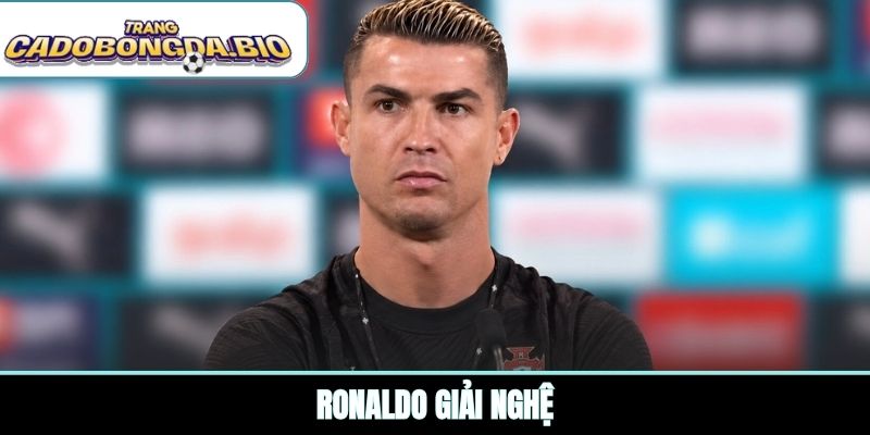 Ronaldo giải nghệ